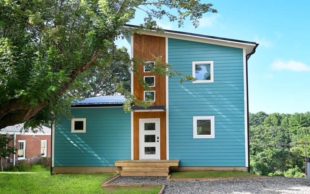 308 Emma Rd